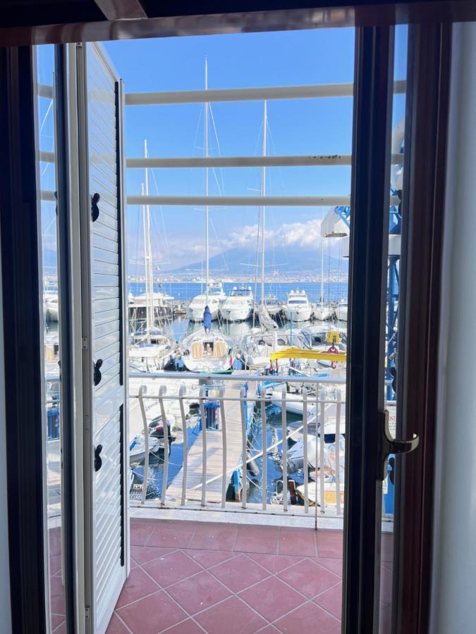 Residenza Borgo Marinaro Apartment Naples Luaran gambar