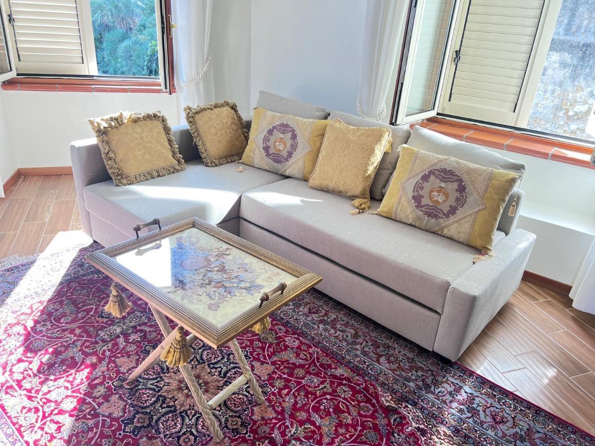 Residenza Borgo Marinaro Apartment Naples Luaran gambar