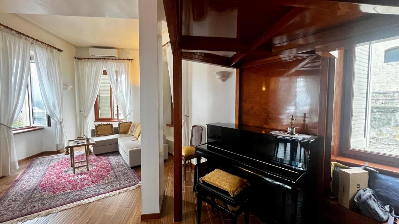 Residenza Borgo Marinaro Apartment Naples Luaran gambar